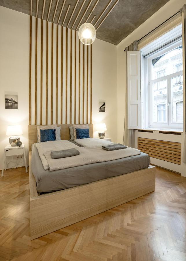 Industrial Fantasy Apartment Budapest Extérieur photo