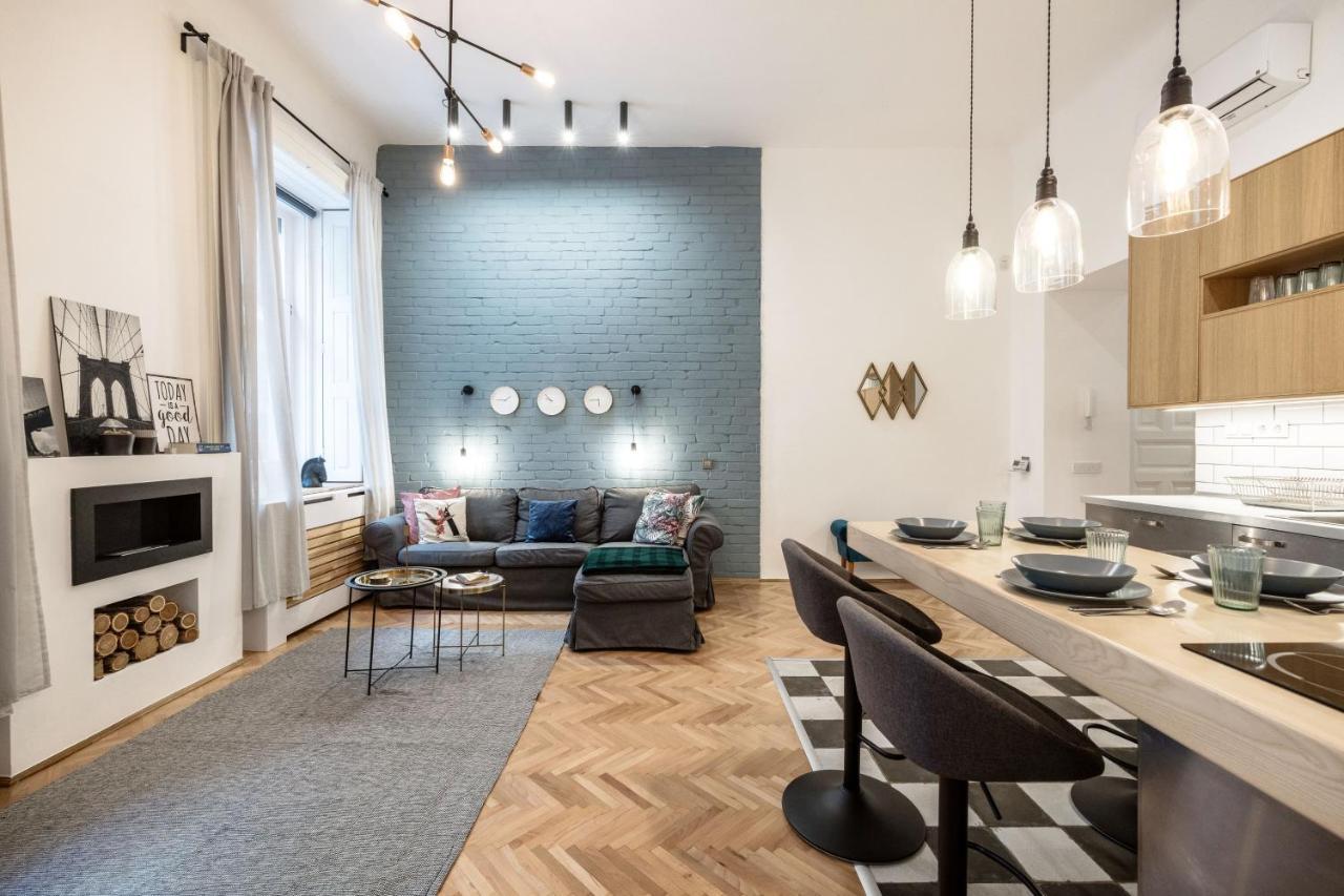 Industrial Fantasy Apartment Budapest Extérieur photo